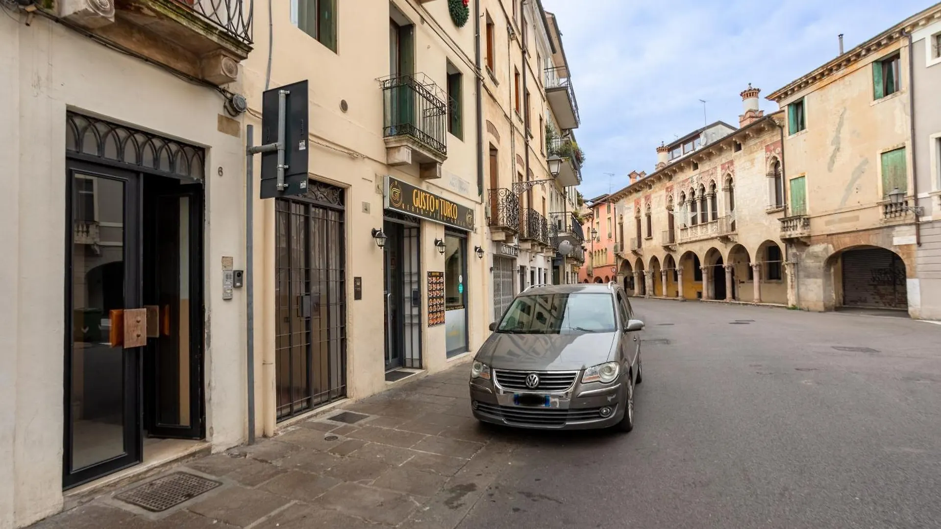 Elegant Loft - Vicenza Center 아파트